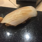鮨 心白 - この墨烏賊ねっとりサクサクで最高です