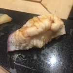 鮨 心白 - 青柳　甘いです　刷毛で塗った醤油がさらに甘みを引き立ててくれます