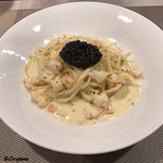 リナシメント - ｷｬﾋﾞｱ山盛り車海老のｸﾘｰﾑﾊﾟｽﾀ