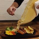 ビストロ ド ラムカン - スイス産ラクレットチーズ