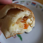 福ベーグル - オレンジクリームチーズ断面