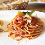 リトルネスト - 無農薬野菜のグリルとリコッタチーズのトマトソース