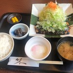 Fujio Tei - みそロースかつ膳(ご飯、赤だし、香の物、小鉢) 1,250円