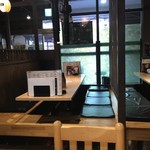 居酒屋 塩 - 店内の雰囲気