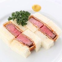 牛カツサンド