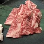 肉の割烹 田村  - カルビ