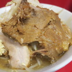 ラーメン二郎 - 豚