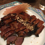 チャーシュー みんな美味しいと大喜び。温かいチャーシューはやわらかで、味わい深い。 脂身が少なく、香ばしい。