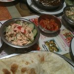 インドレストラン ラム - みんなでＢセット　サラダと飲み物、漬物もつく