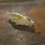 鮨 そえ島 - サヨリ　春ですね～　昆布締めで旨みが残ります