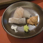 鮨 そえ島 - カレイの刺身　肝も美味しい