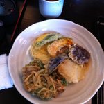 徳川庵 - もりうどん（野菜天ぷら付き）の天ぷら