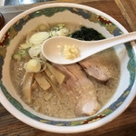 特麺コツ一丁ラーメン - ラーメン 麺半分 700円 ニンニクちょっとで