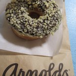 アーノルド - ヘーゼルナッツドーナツ