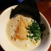 無垢 ツヴァイテ 新横浜ラーメン博物館店