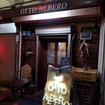 Otto albero - 