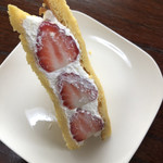 ゼロカフェヌッカ - いちごサンド♫