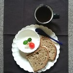 ブリコラージュ ブレッド アンド カンパニー - ブリコラージュブレッドとコーヒーと。