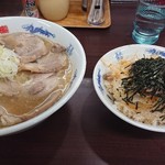 唐龍 - とんこつチャーシュー麺とミニチャーシュー丼