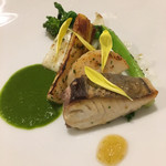 ラ・サンテ - 寒サワラとヤリイカと帆立貝と新タケノコと菜の花のソテー