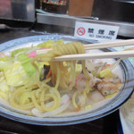 ながさき苑 - 麺リフト