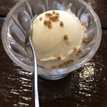 きたこま - そばの実付き アイスクリーム  ¥190