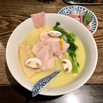 メンドコロ キナリ - 鶏白湯