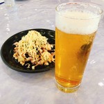 Murasakino Kantori Kurabu - 生ビールとイカの一夜干し
