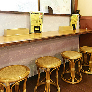 カウンター席
