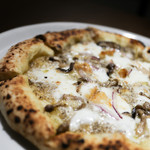 Motive Pizzeria E Caseificio - 2019年3月再訪：フンギ3種とイタリア産熟成ラルド☆ 