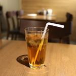 Motive Pizzeria E Caseificio - 2019年3月再訪：ウーロン茶☆