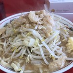 ラーメン二郎 - 小ラーメンカラメニンニク 680円