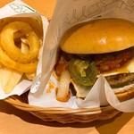 モスバーガー - ●2辛スパイシーごちそうチリバーガー  580円
            オニポテセット 440円 飲物アイスコーヒー