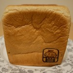 カギ ベーカリー - 黄金の生食ﾊﾟﾝ 極