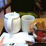 アジアンティー 一茶 - 安渓鉄観音茶＋マーラーカオ＋ミニトマトのコンポートセット750円