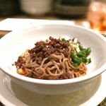 東京チャイニーズ 一凛 - 汁無し坦々麺