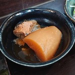 まるさん松本 - 定食の小鉢ブリ大根