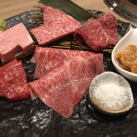 近江うし 焼肉 にくTATSU 青山本店 - 