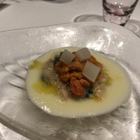 リストランテ ペガソ - 函館産帆立貝と花山葵のタルタル 生ウニ 独活 新玉葱のピュレ 蛤としじみのジュレ