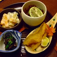 銀座 小十 - 前菜の盛り合わせです。
