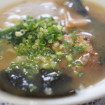 らーめん天上 - こういう色してるときの塩ラーメンはさらに激ウマ！