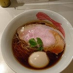 Japanese Ramen Noodle Lab Q - 清油醤油ラーメン+玉子