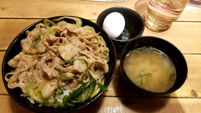 情熱のすためしどんどん 秋葉原店 秋葉原 丼もの その他 食べログ