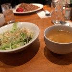 バーブ - サラダとコンソメスープ