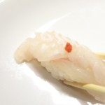 王将寿司 - 天然ヒラメ  エンガワ載せ