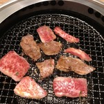 焼肉問屋　くに家 - 