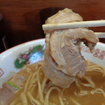 ラーメン二郎 - 良く煮込まれてます！こっちの方が美味しいし好き！