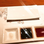 ステラ - 右から醤油・ソース・塩