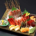 手打そば 金太郎 - 刺身の盛り合わせ