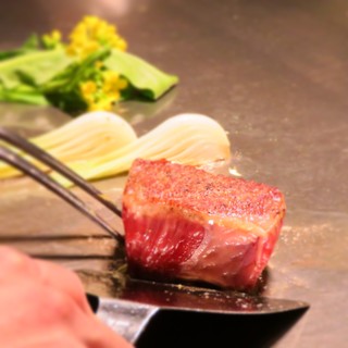 厳選和牛や旬の食材の鉄板フレンチ!!日曜日はランチや昼飲みも